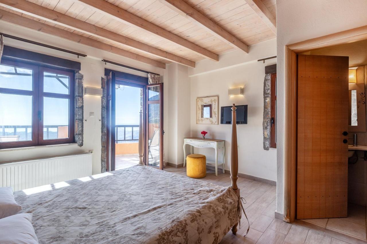 Mala Villa Malles Buitenkant foto