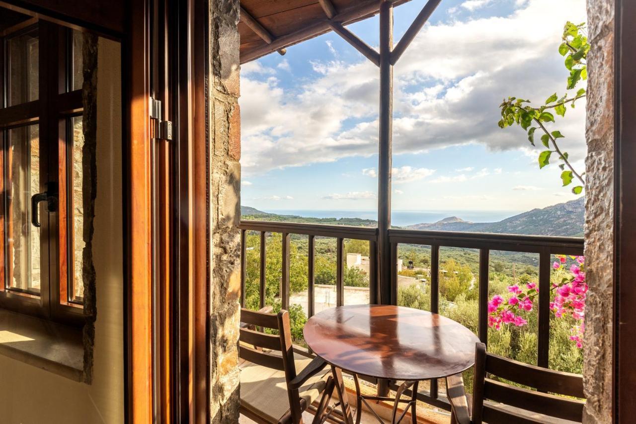 Mala Villa Malles Buitenkant foto