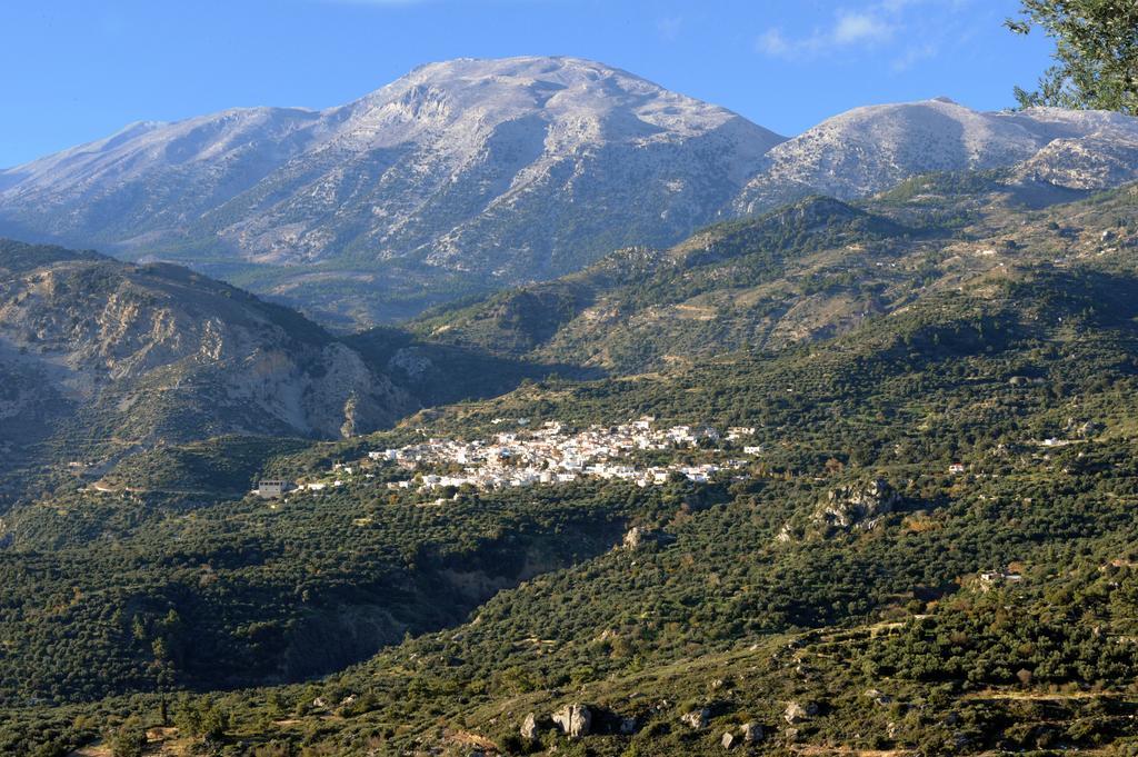 Mala Villa Malles Buitenkant foto